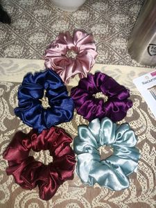 Satin Scrunchie Set