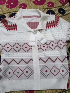 Stylish Patterned Knit Top