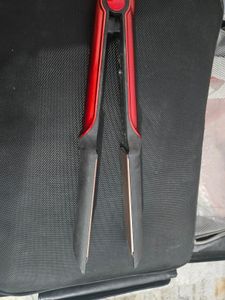 V&amp;G PROFESSIONAL HAIR STRAIGHTENER