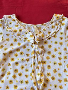 Floral Print Ruffle Top