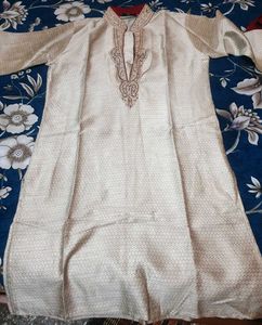 Elegant Kurta & Pyjama Set
