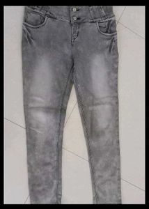 9Jeans Bundle - Stylish Denim Collection