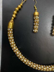 Golden Neckfit Necklace Set