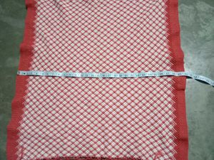 Coral &amp; White Knit Sawl