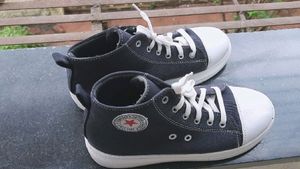 Converse Dupes