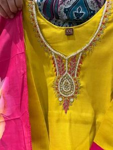 Elegant Red Embroidered Kurta Set