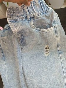 Light Wash High-Waisted Jeans