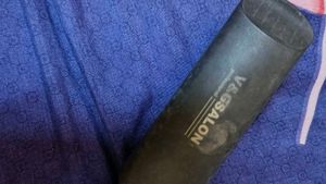 V. G Salon Crimper And Nova Straight Curler