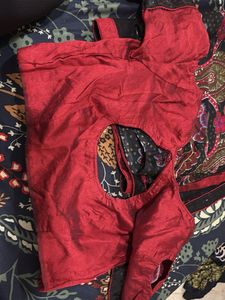 Black And Red Combo Saree With Stitched Blouse