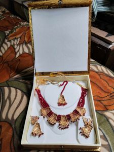 Gram Red Golden Necklace