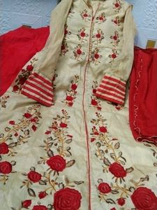 Low Price Trendy Embroidery Gown Lehenga Dupatta