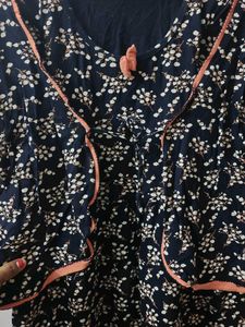 Lounge Wear With Concealed Feeding Zippers