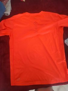 Puma Athletic Wear T-shirt