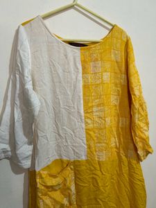 Elegant White &amp; Yellow Kurta
