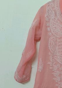 Prettiest Chikankari Kurti