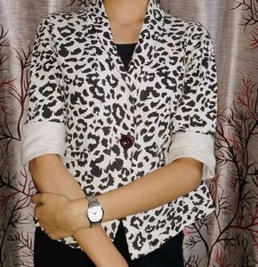 Leopard Print Blazer