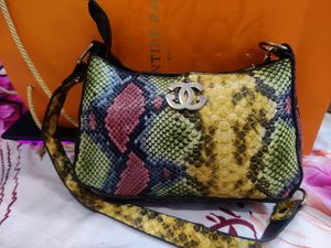 Chanel Snake print Leather Hand Bag