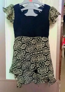 Sale🥳🎉 Sale🥳🎉Middi Dresses Of Baby Girl