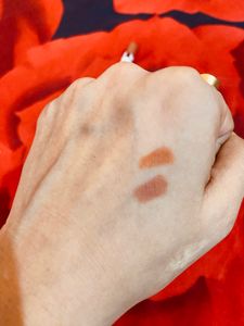 Collagen And Vitamin C Infused Lipsticks