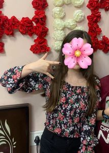 Floral Print Smocked Crop Top🌸