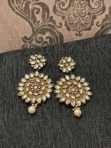 Elegant Kundan Earrings
