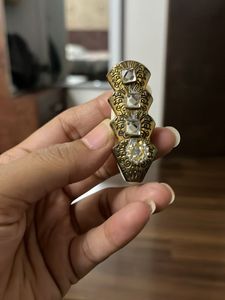 Heavy Saree Pins!! Set Of 4
