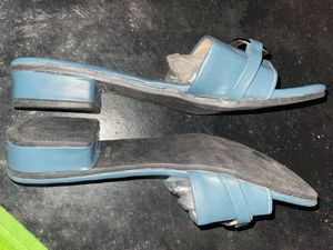 1 Inch Slippers