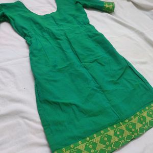 GREEN KURTA