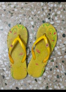 Set Of Slipper ,Sandal For Donation