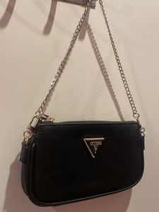 Small Chained Bag😍