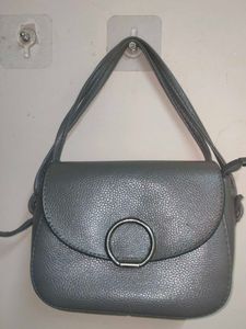 Chic Grey Crossbody Bag