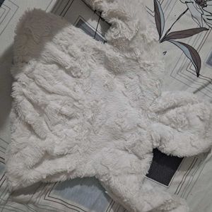 #Free With Coins!Fuzzy White Hooded Jacket