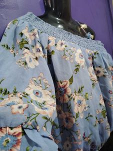 Floral One-Shoulder Top