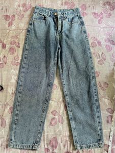 Mom Jeans