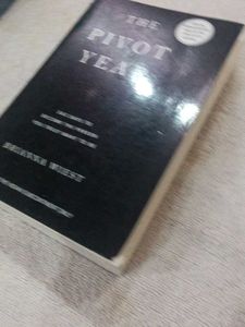 The Pivot Year by Brianna Wiest