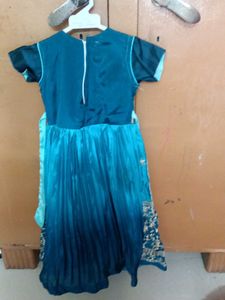 Girls&#39; Festive Dress