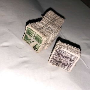 Vintage:600RepeatedStackOfStamps