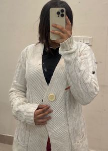 white sweater fit any size small too as a shrug