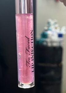 Too Faced Lip Injection Maximum Plump