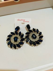 Elegant Blue Stone Earrings new with tag