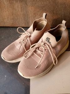 Stylish Knit Sneakers