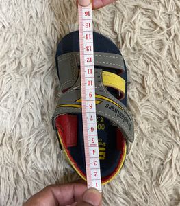 Shoe For 2/3 Yrs Kid In A Very Good Condition