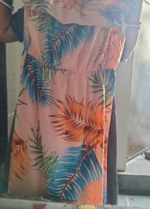Urbanic Tropical Leaf Dress With Freebie 😍
