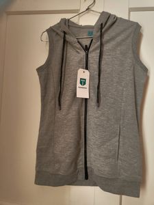 BRAND NEW TEAMSPIRIT ZIP UP HOODIE
