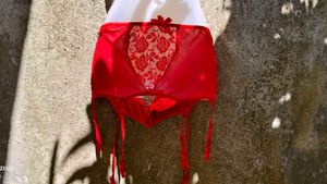SEXIEST RED GARTER