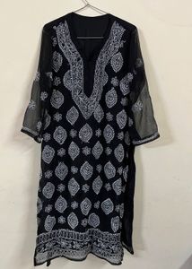 Chikan Kurti
