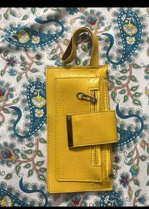 Yellow clutch