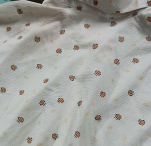 Bee Print Crop Shirt