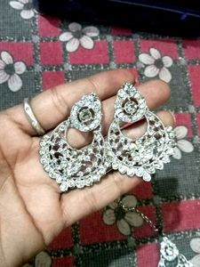 Sparkling Silver-Toned Jewelry Set