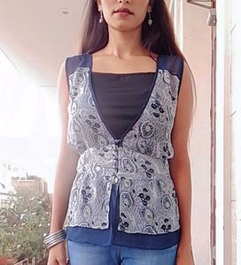 Paisley Print Sleeveless Top
